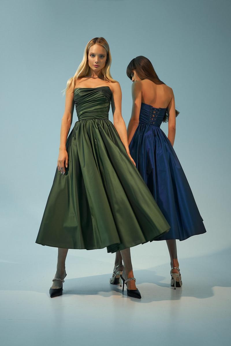 Alma Green or Dark Blue
