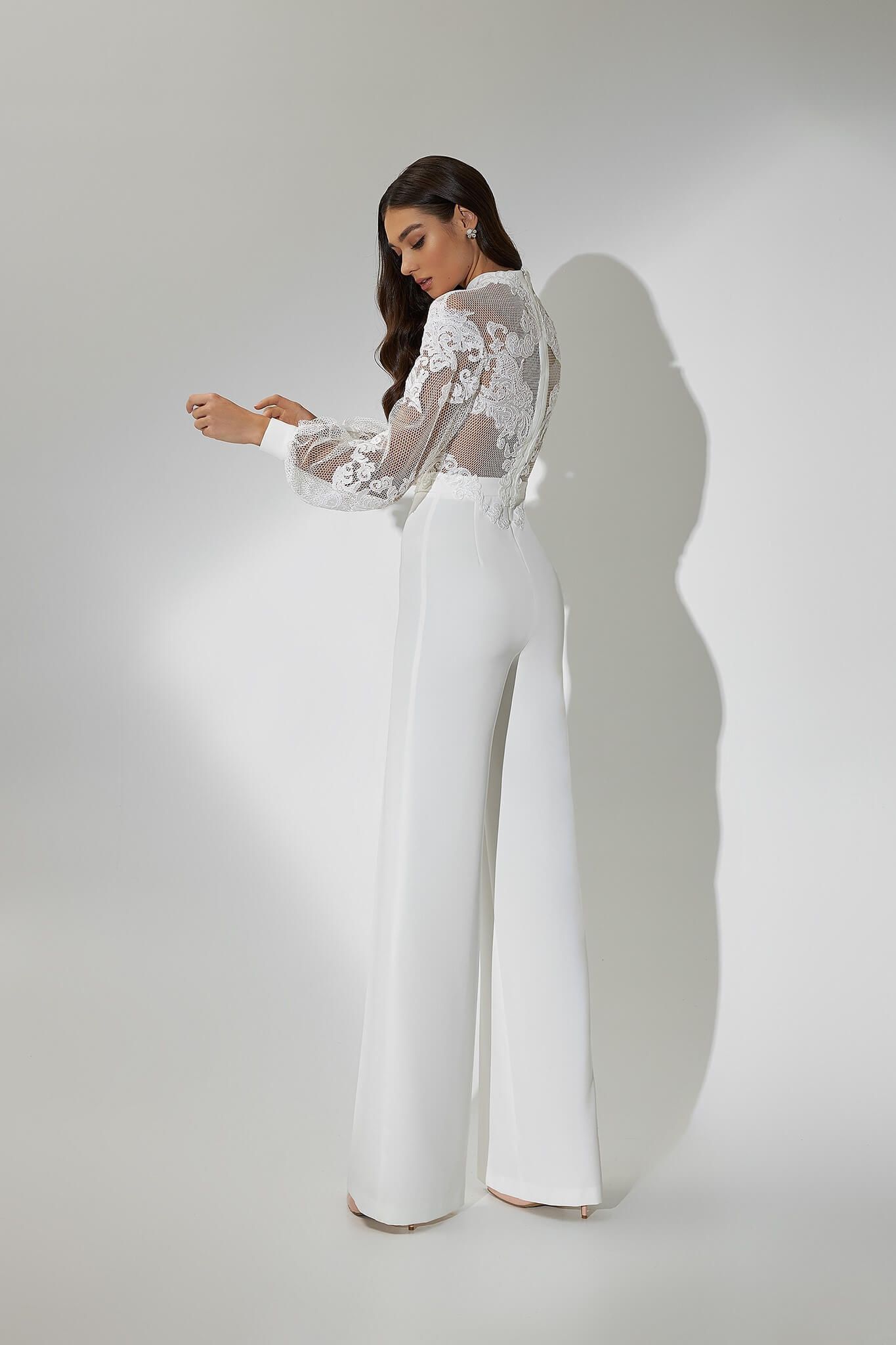 Vesta White