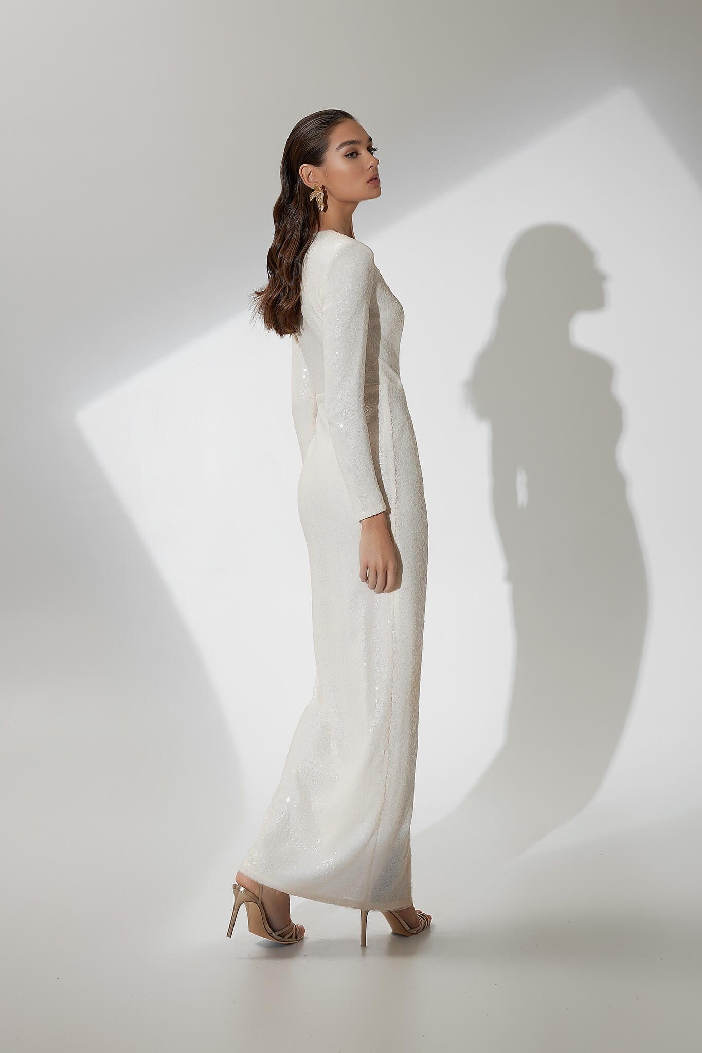 Lecsi Ivory
